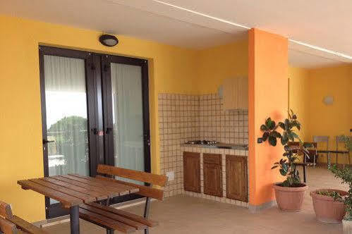 Borgo Blu Poggio Aparthotel Lazise Luaran gambar