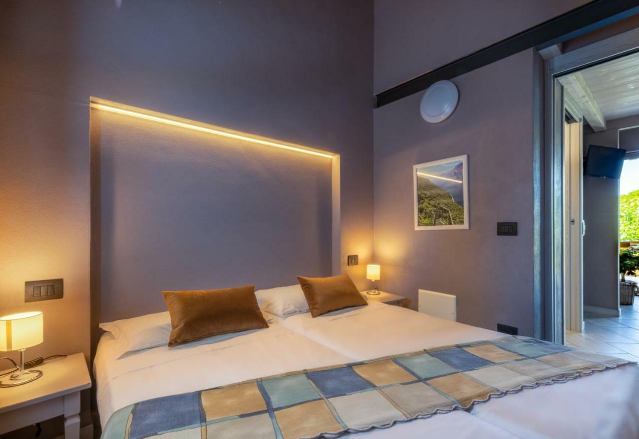 Borgo Blu Poggio Aparthotel Lazise Luaran gambar
